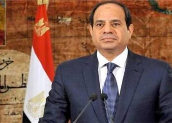 الرئيس السيسي يتابع الأداء الاقتصادي.. وتوقعات بتحقيق نمو يصل لـ4.2%