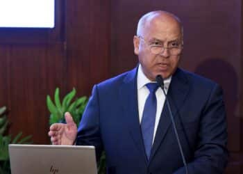 كامل الوزير