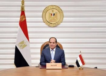 القاهرة الإخبارية: السيسي يتابع لحظيا عمل خلية الأزمة المعنية بإجلاء المصريين من السودان