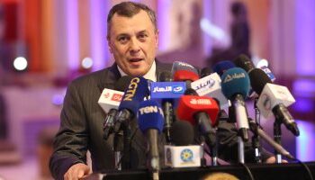 صور | معرض «رمسيس وذهب الفراعنة» يبهر الزوار بباريس