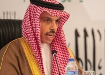 وزير الخارجية السعودي يبحث مع أبو الغيط جهود وقف التصعيد في السودان