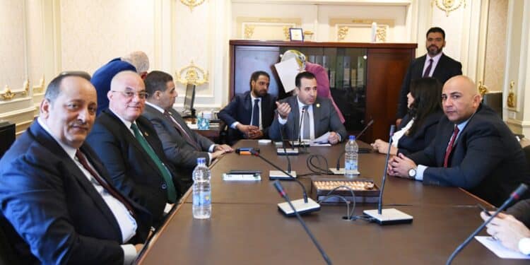 “اتصالات النواب” تناقش 6 طلبات إحاطة حول توصيل الهاتف الأرضي