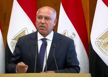 وزير النقل يتابع تجهيزات افتتاح محطة تحيا مصر بميناء الإسكندرية