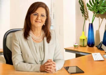 وزيرة التخطيط: وقفنا القروض إلا في حالتين نتيجة الظروف العالمية