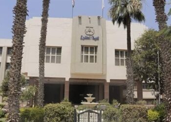 لأول مرة بالجامعات المصرية.. اعتماد الدراسة القانونية بالإنجليزية والفرنسية بحقوق المنصورة
