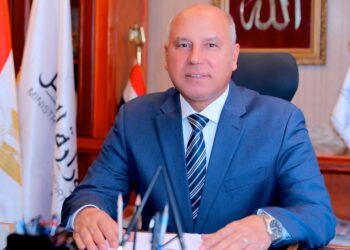 الفريق مهندس كامل الوزير وزير النقل