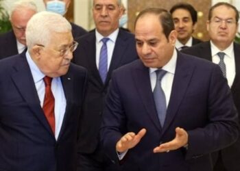 “أبو مازن” يطلع الرئيس السيسي على آخر مستجدات القضية الفلسطينية