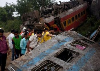 مصرع 4 أشخاص وإصابة 8 آخرين في حادث تصادم بولاية ماهاراشترا الهندية