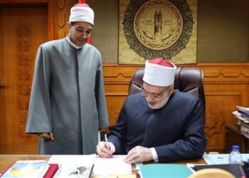 وكيل الأزهر يعتمد نتيجة الشهادة الثانوية الأزهرية للمعاهد الخارجية