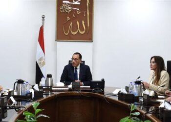 رئيس الوزراء يستعرض إجراءات تفعيل التعاون الثنائي بين مصر وإيطاليا في مجال الزراعة