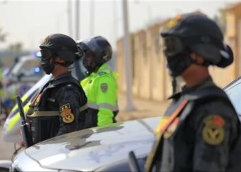 حبس المتهمين بانتحال صفة رجال شرطة في أسوان