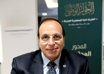 قيادى بالمحافظين يطالب بتقليص الأحزاب ووضع سقف للمال السياسى