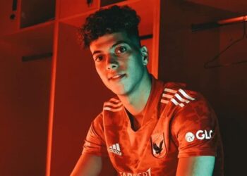 إمام عاشور ينتهي من برنامجه التأهيلي وجاهز للمشاركة في تدريبات الأهلي