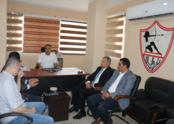 اللجنة الثلاثية لنادي الزمالك تتسلم مهام عملها رسميًا