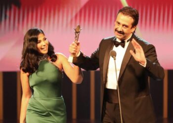 كريم عبد العزيز ومنى زكي يلتقيان في فيلم “لعب عيال” بعد غياب 14 عاما