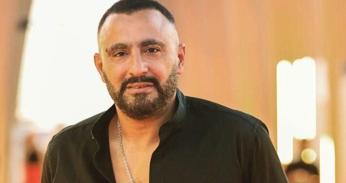 أحمد السقا يستعد لتصوير فيلم “تلج أحمر” في نهاية أكتوبر القادم