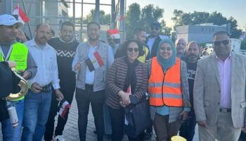 “عمليات الهجرة”: إقبال كبير من المصريين بالكويت للتصويت بانتخابات الرئاسة