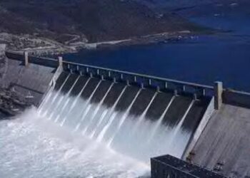 الكهرباء: السد العالي يعمل بكفاءة تفوق الـ70% ويلعب دور في معالجة نقص الوقود