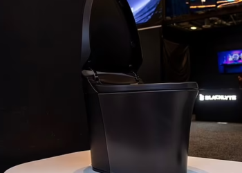 مرحاض ذكى يعمل بإشارة اليد وصوت أليكسا بتكلفة 10 آلاف دولار.. تفاصيل