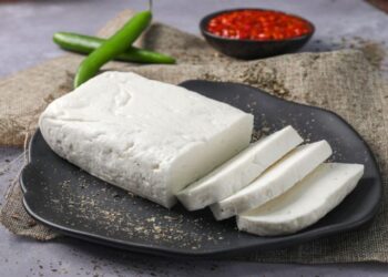 الغرف التجارية: هبوط أسعار الجبنة البيضاء بالأسواق 24% للمستهلكين