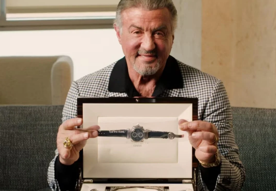 سيلفستر ستالون يعرض مجموعة من ساعاته للبيع فى مزاد علني