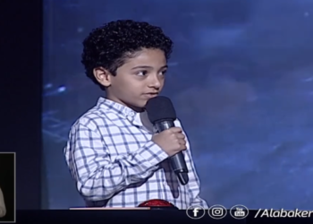 طفل عبقري يبهر المشاركين ببرنامج “العباقرة قادرون باختلاف”.. أجاب على كل الأسئلة