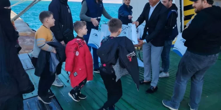 مغادرة أول فوج من السوريين عبر ميناء نويبع في إطار التعاون المصري الأردني