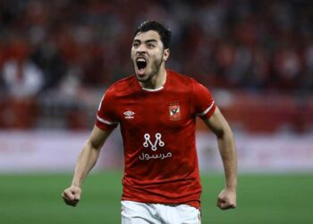 كولر يقرر عودة أكرم توفيق للتشكيل الأساسي أمام إنبي في الدوري