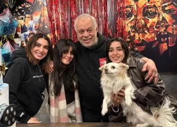 روجينا تحتفل بعيد ميلاد زوجها الدكتور أشرف زكي بحضور الأصدقاء المقربين