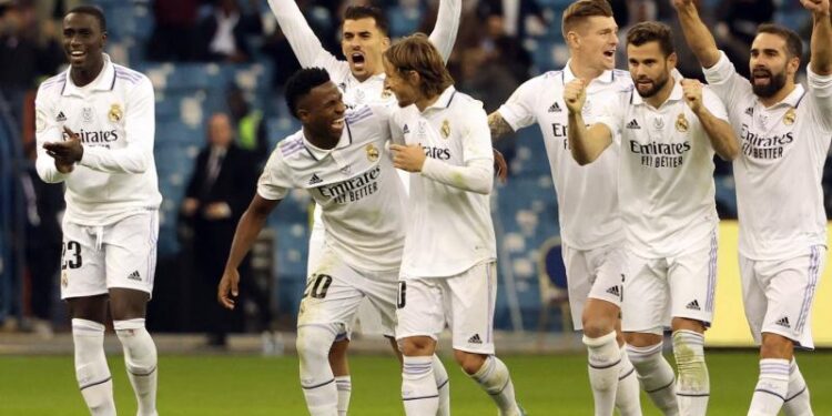 “أنشيلوتي يعلن تشكيل ريال مدريد لمباراة إشبيلية في الدوري الإسباني”