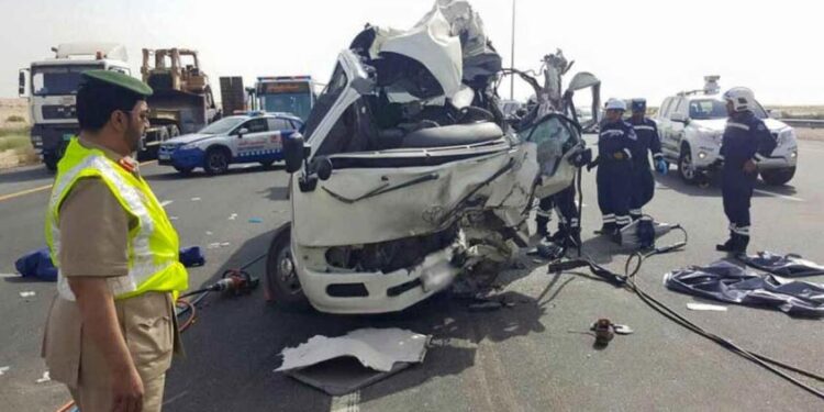 “8 مصابين في حادث اصطدام ميكروباص بالرصيف على طريق الفيوم بني سويف الصحراوي”