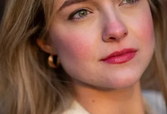 نصائح لمكياج صباحي سريع ومثالي للعمل