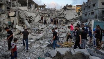 18 شهيدًا في غارات إسرائيلية على غزة وسط استمرار القصف المكثف والحصار الخانق