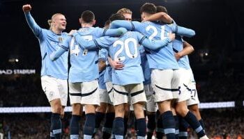 إيبسويتش تاون يصطدم بمانشستر سيتي في مواجهة قوية بالدوري الإنجليزي