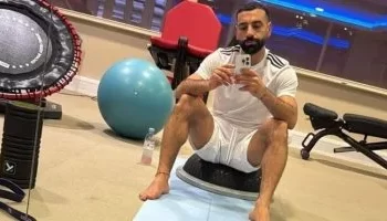 محمد صلاح يستعد لموقعة مانشستر يونايتد في الدوري الإنجليزي