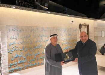 وزير الكهرباء يبحث مع شركة “AMEA POWER” الإماراتية زيادة استثماراتها في الطاقة المتجددة