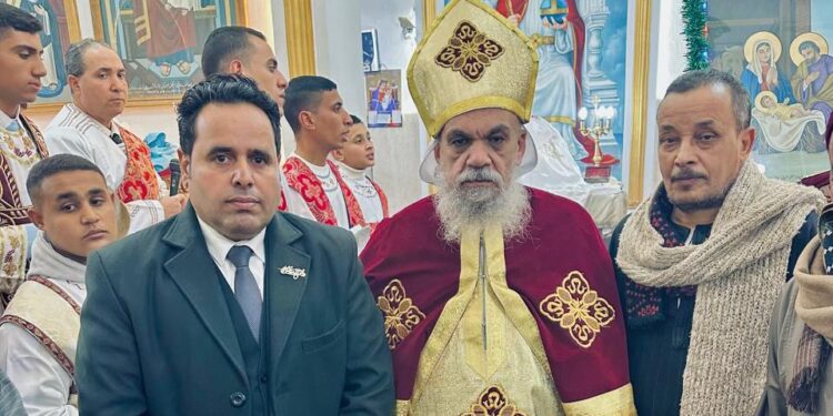 فتحي العاطون يشارك الأقباط احتفالاتهم بعيد الميلاد المجيد