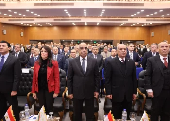 عنوان: وزير العدل يوجه بربط منظومة الشكاوى بالنيابة الإدارية بمصلحة الأحوال المدنية