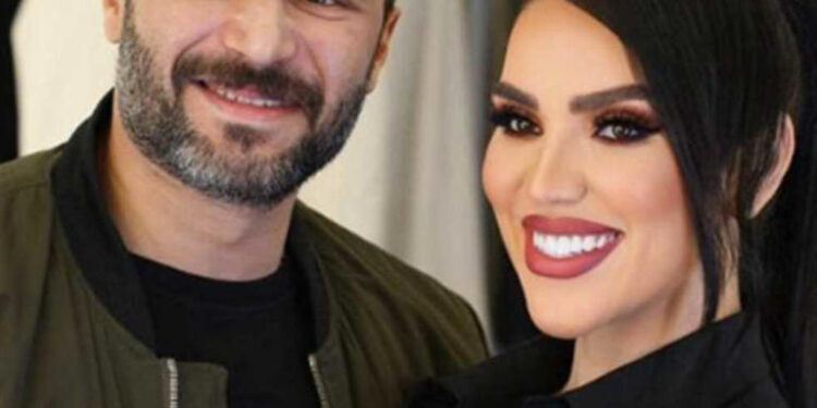 محمد العمروسي يظهر لأول مرة مع أبنائه ويحتفل بعيد ميلاد ابنة زوجته مي فاروق