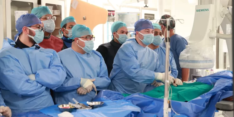 نجاح عمليات أشعة تشخيصية وتداخلية بمستشفى العاصمة الإدارية بمشاركة خبير فرنسي