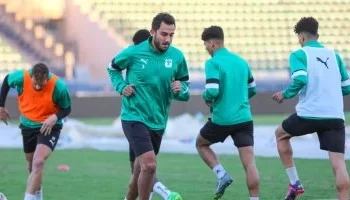 أحمد أيمن منصور: لم أتوقع انتقال بن شرقي للأهلي وعبد الله السعيد سر استمراره التزامه