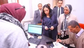 وزيرة التضامن تجري جولة مفاجئة لتفقد الوحدات الاجتماعية بالقاهرة
