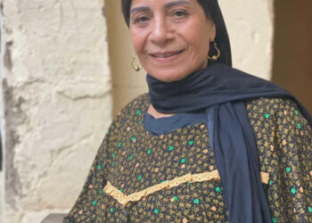 عفاف مصطفى تشتكي من إزعاج رسائل “جمعة مباركة” فجراً