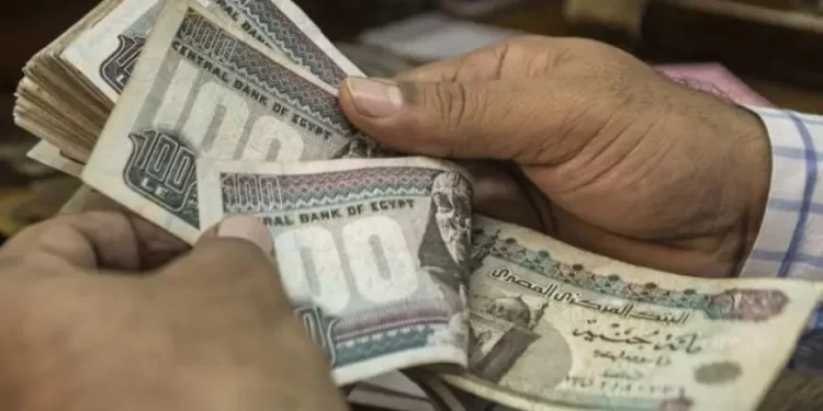 «القومى للأجور» يعلن رفع الحد الأدني للأجور إلى 28 جنيهًا في الساعة
