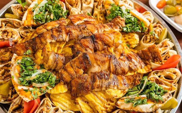 طريقة عمل فتة الشاورما بصدور الدجاج أو اللحم على طريقة الشيف هند جمال