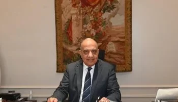 وزير الكهرباء يوجه بصرف منحة العيد للعاملين بدءًا من الثلاثاء