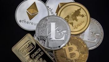 ارتفاع قوي لعملة بيتكوين بعد إعلان ترامب عن إدراجها في الاحتياطي الاستراتيجي