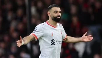 محمد صلاح يتألق في فبراير ويثير الجدل حول مستقبله مع ليفربول