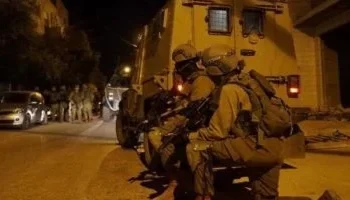 مظاهرات في القدس للمطالبة باستمرار وقف إطلاق النار في غزة