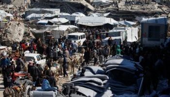 إسرائيل تصعّد تهديداتها لسكان غزة: منشورات تدعو للرحيل وتحذيرات من التهجير القسري